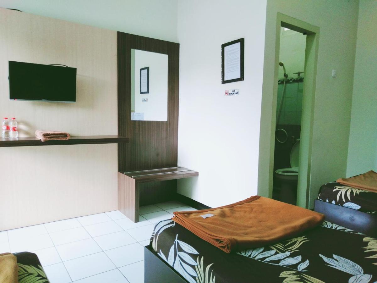 Taman Indah Hotel
