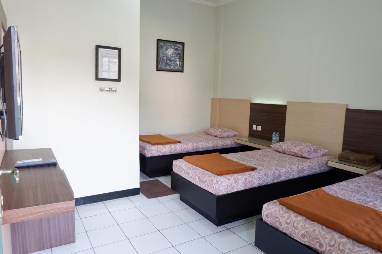 Hotel Taman Indah 2*
