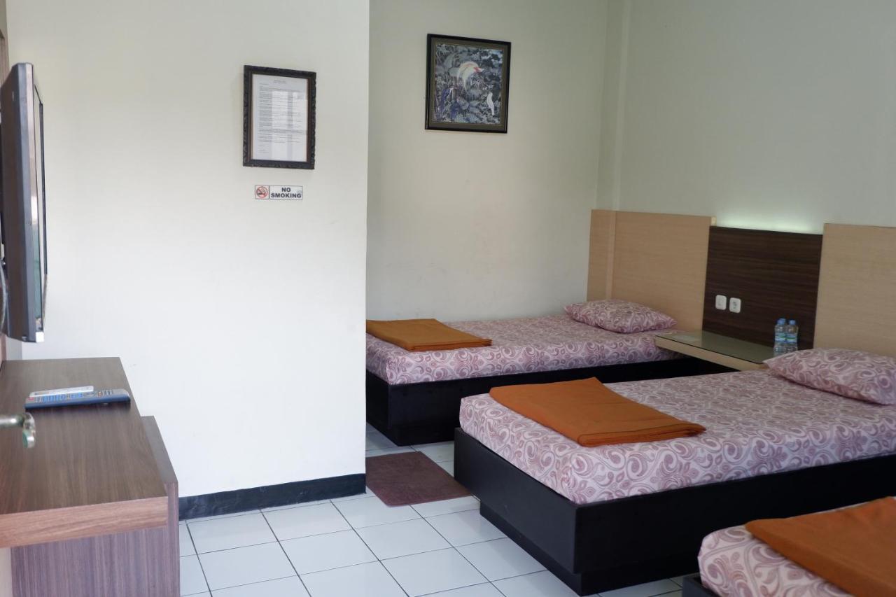 Taman Indah Hotel